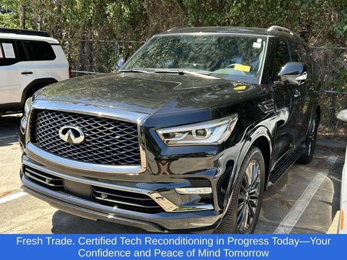 Used 2024 INFINITI QX80 Sensory AWD/4WD image 3