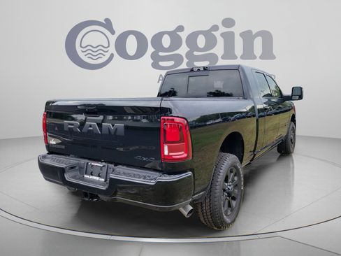 Used 2025 RAM 2500 Laramie AWD/4WD image 5