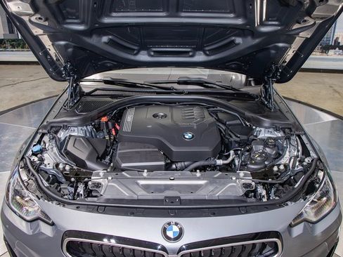 Used 2025 BMW 230i xDrive 230i xDrive w/ Premium Package image 5