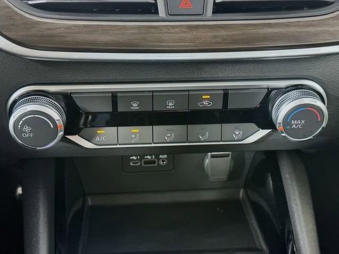 New 2025 Nissan Altima 2.5 SV image 18