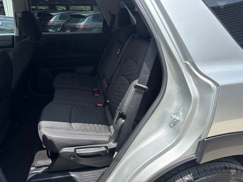 Used 2025 Nissan Pathfinder SV FWD image 14