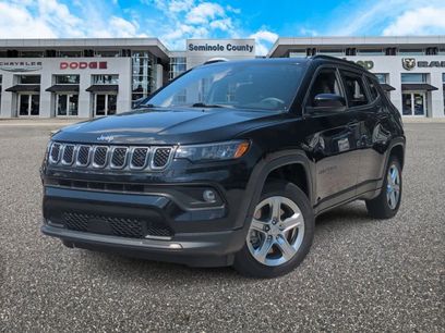 Used 2023 Jeep Compass Latitude w/ Convenience Group