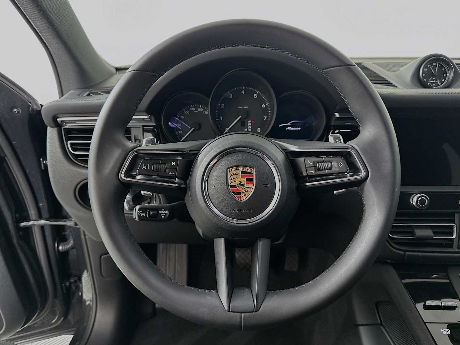 Certified 2026 Porsche Macan AWD/4WD image 14