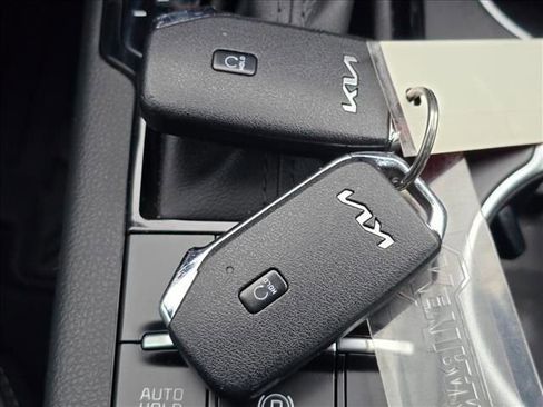 Used 2023 Kia K5 GT-Line w/ GT-Line Premium Package image 21