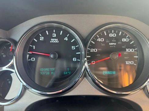 Used 2010 GMC Sierra 1500 SLE w/ Power Pack Plus image 25