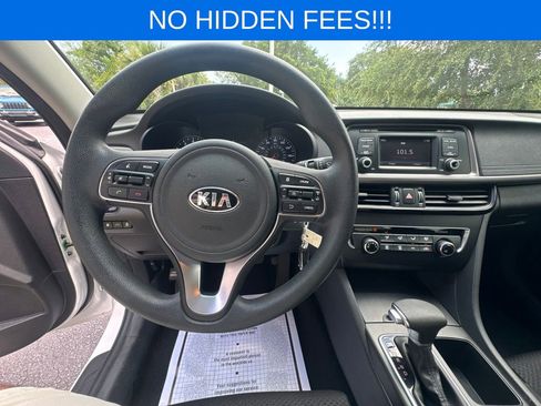 Used 2017 Kia Optima LX w/ Option Group 014 FWD image 21