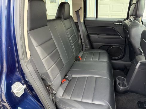 Used 2016 Jeep Patriot High Altitude image 16