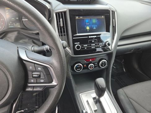 Used 2022 Subaru Crosstrek 2.0i AWD/4WD image 28