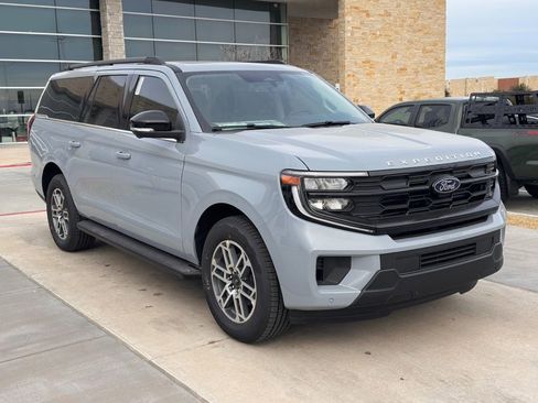 New 2026 Ford Expedition Max Active image 22