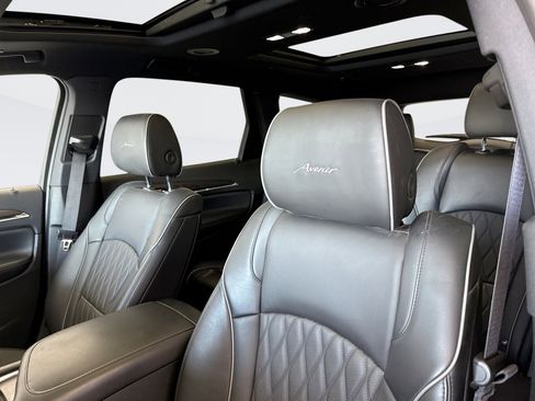 Used 2024 Buick Enclave Avenir w/ Trailering Package, 5000 lbs. image 10