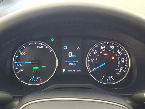 Certified 2022 Toyota RAV4 XLE Premium image 13