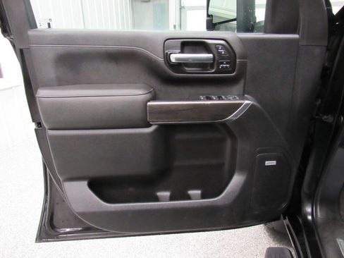 Used 2020 Chevrolet Silverado 3500 LTZ w/ LTZ Plus Package image 38