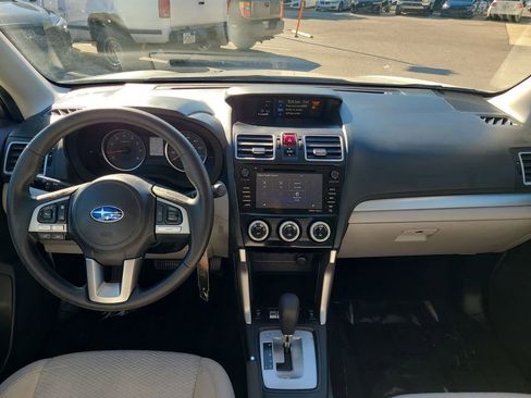 Used 2017 Subaru Forester 2.5i Premium w/ All-Weather Package image 2
