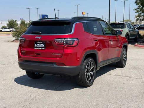 Used 2025 Jeep Compass Limited AWD/4WD image 7