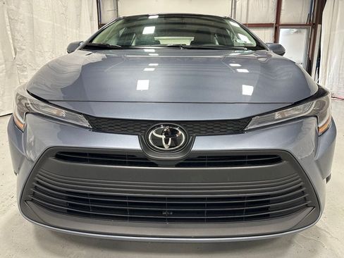 Used 2026 Toyota Corolla LE FWD image 2