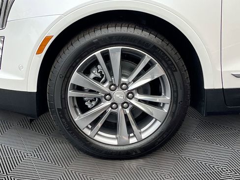 New 2026 Cadillac XT5 Premium Luxury w/ Driver Assist Package AWD/4WD image 31