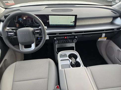 New 2026 Hyundai Ioniq 9 SEL image 11