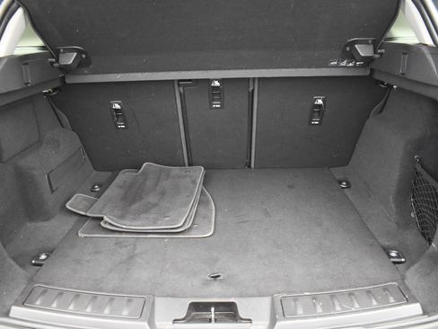 Used 2021 Land Rover Range Rover Evoque SE image 14