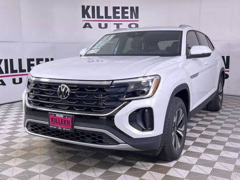 New 2026 Volkswagen Atlas Cross Sport SE FWD image 3