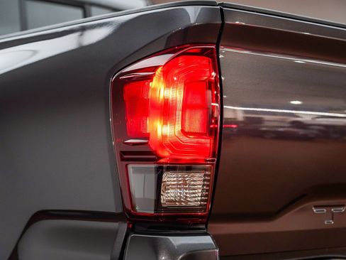 Used 2023 Toyota Tacoma SR image 7