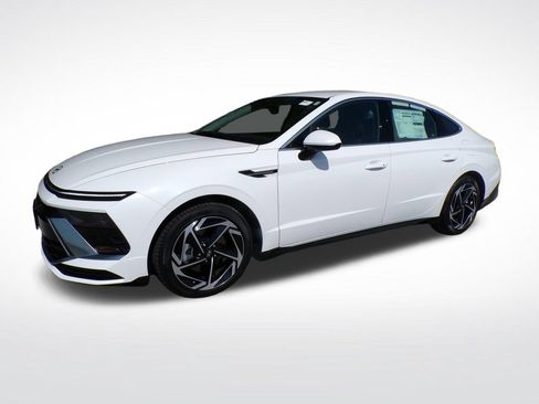 Certified 2026 Hyundai Sonata SEL FWD image 2
