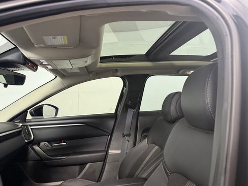 Used 2025 MAZDA CX-50 AWD 2.5 S w/ Premium Package image 23