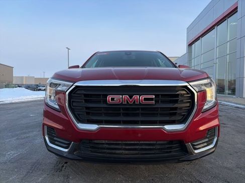 Used 2024 GMC Terrain SLE w/ LPO, Floor Liner Package image 2