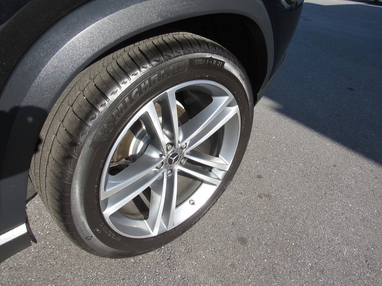 Used 2020 Mercedes-Benz GLE 350 4MATIC image 11