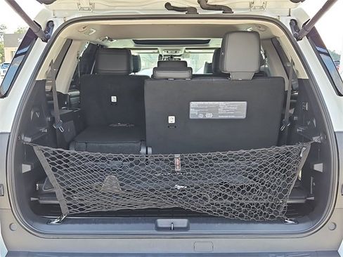 Used 2023 Toyota Sequoia Limited image 22