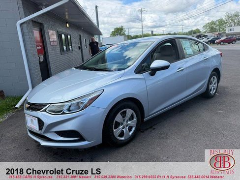 Used 2018 Chevrolet Cruze LS FWD image 7