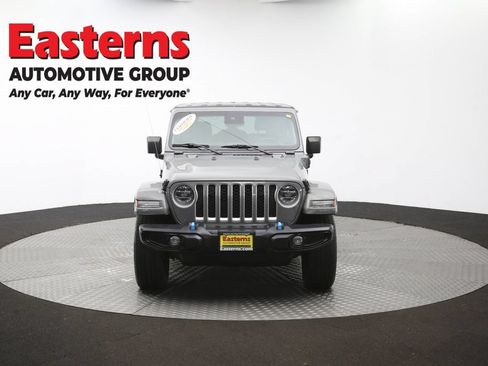 Used 2022 Jeep Wrangler Unlimited Sahara w/ Cold Weather Group AWD/4WD image 51
