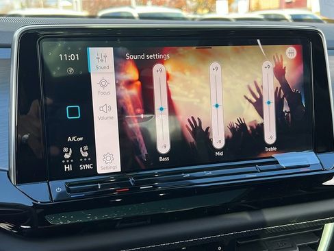 New 2026 Volkswagen Atlas Cross Sport SE image 23