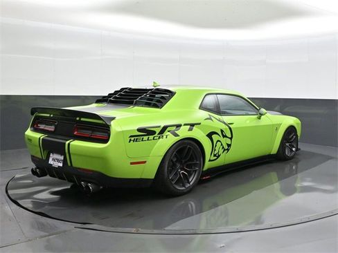 Used 2019 Dodge Challenger SRT Hellcat image 4