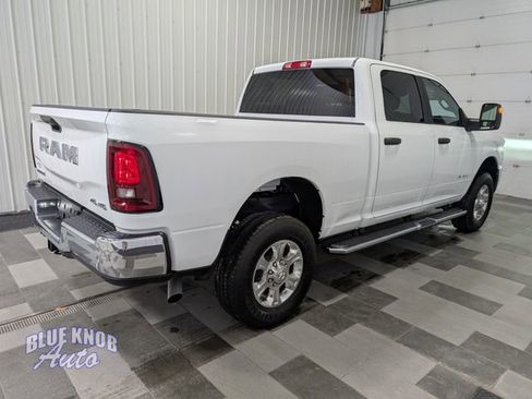 Used 2026 RAM 2500 Big Horn AWD/4WD image 5