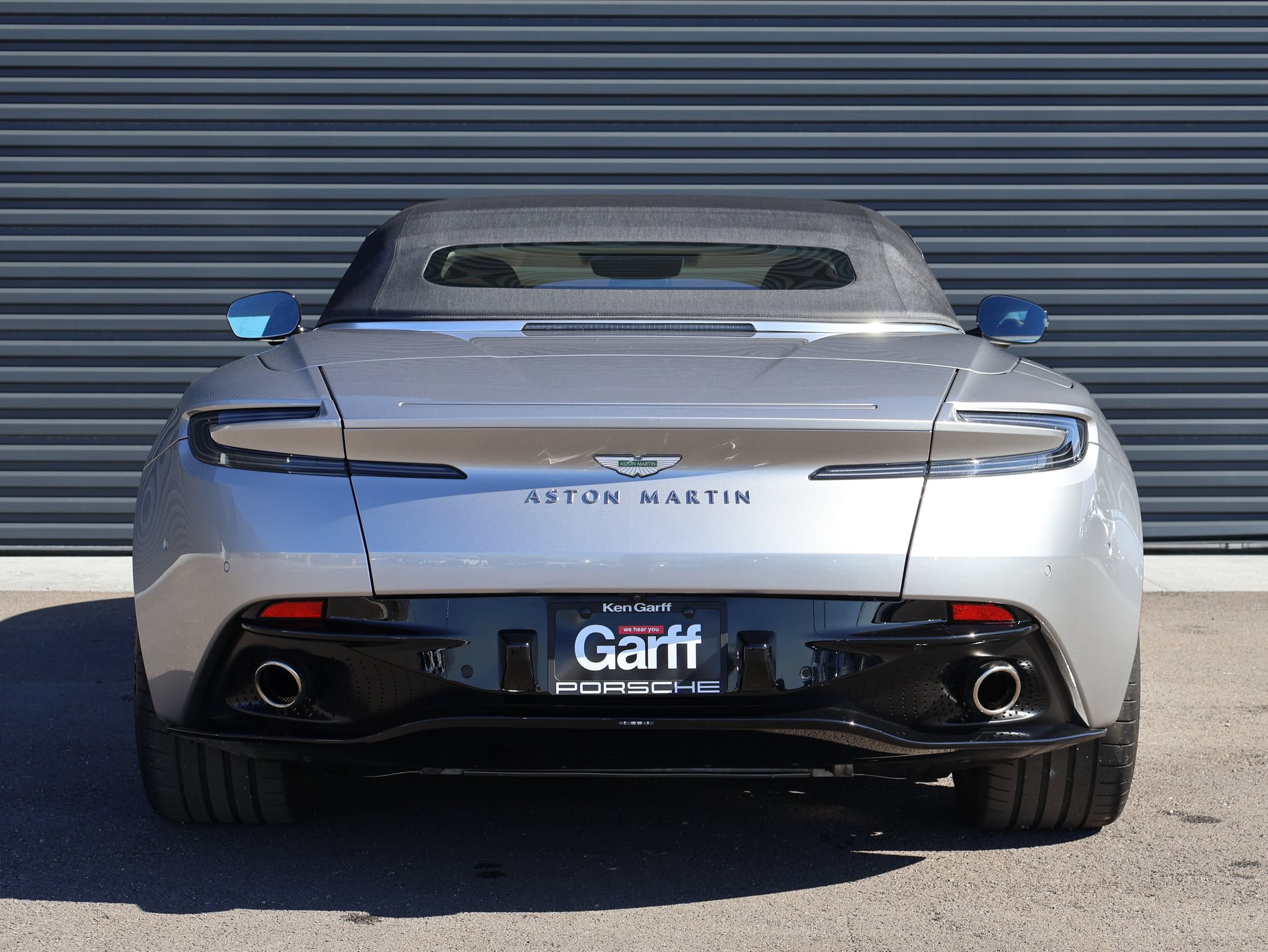 Used 2024 Aston Martin DB12 Convertible RWD image 7