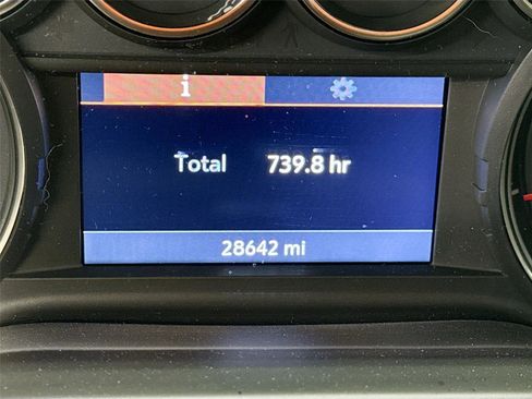 Used 2019 Chevrolet Silverado 1500 LT w/ All-Star Edition image 7