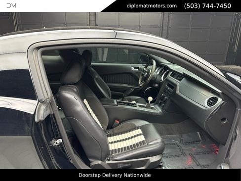 Used 2012 Ford Mustang Shelby GT500 w/ SVT Performance Pkg image 22