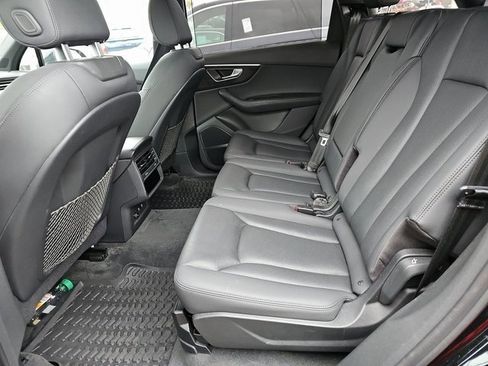 Used 2021 Audi Q7 3.0T Prestige image 8