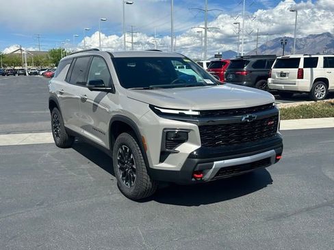 New 2026 Chevrolet Traverse Z71 w/ Enhanced Driving Package AWD/4WD image 28