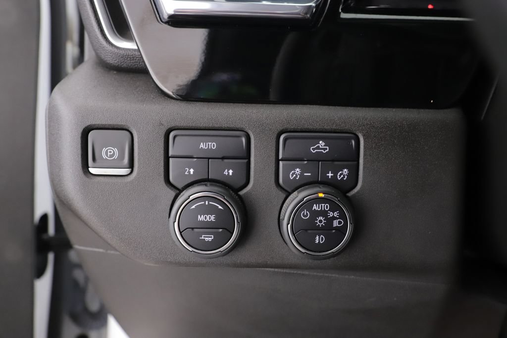 Used 2023 Chevrolet Silverado 1500 RST w/ Convenience Package II AWD/4WD image 21