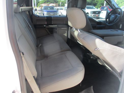 Used 2016 Ford F150 XLT AWD/4WD image 13