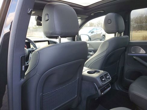 Used 2025 Mercedes-Benz GLS 450 GLS 450 image 29