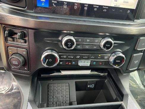 Used 2023 Ford F250 Lariat w/ Lariat Ultimate Package image 19