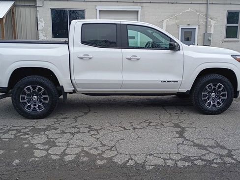 Used 2024 Chevrolet Colorado Z71 image 7