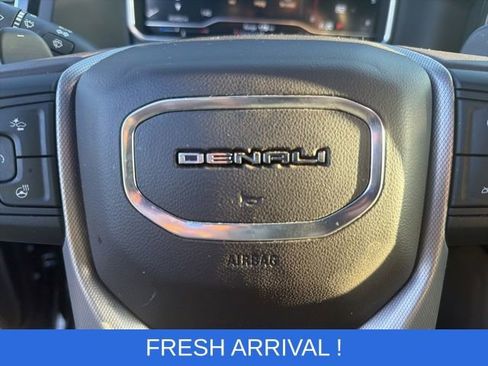 Used 2022 GMC Sierra 1500 Denali w/ Denali Reserve Package image 15