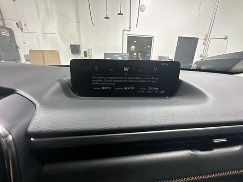Certified 2025 MAZDA CX-50 AWD 2.5 S w/ Premium Plus Pkg image 24