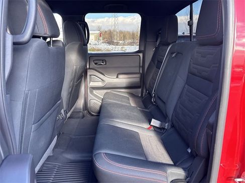 Used 2022 Nissan Frontier PRO-4X image 27