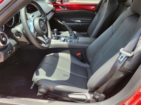 New 2025 MAZDA MX-5 Miata RF Grand Touring image 18