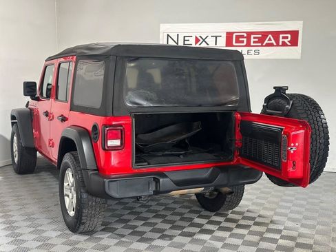 Used 2019 Jeep Wrangler Unlimited Sport S AWD/4WD image 36