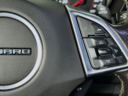 Used 2021 Chevrolet Camaro SS RWD image 13